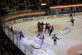 H�r har Pontus Holmberg precis gjort 2-0. Foto: Josefin Petersson