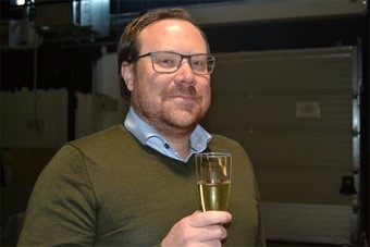 Anders Cederlund fr�n HusmanHagberg var p� plats. Nu finns det inga undanflykter till golftr�ning n�r det �r m�jligt �ven vintertid.