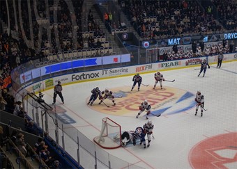 H�r har V�xj� Lakers precis gjort 1-0. Foto: Josefin Petersson