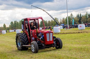 Vinnaren i den modifierade klassen blev Tobbe H�kansson 39 �r, fr�n K�pingsvik i en BM 400 - 69, som t�vlade f�r femte g�ngen. Foto: Josefin Petersson