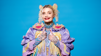 Cazzi Opeia t�vlar med �Give My Heart A Break�. Foto: Magnus Liam Karlsson, SVT