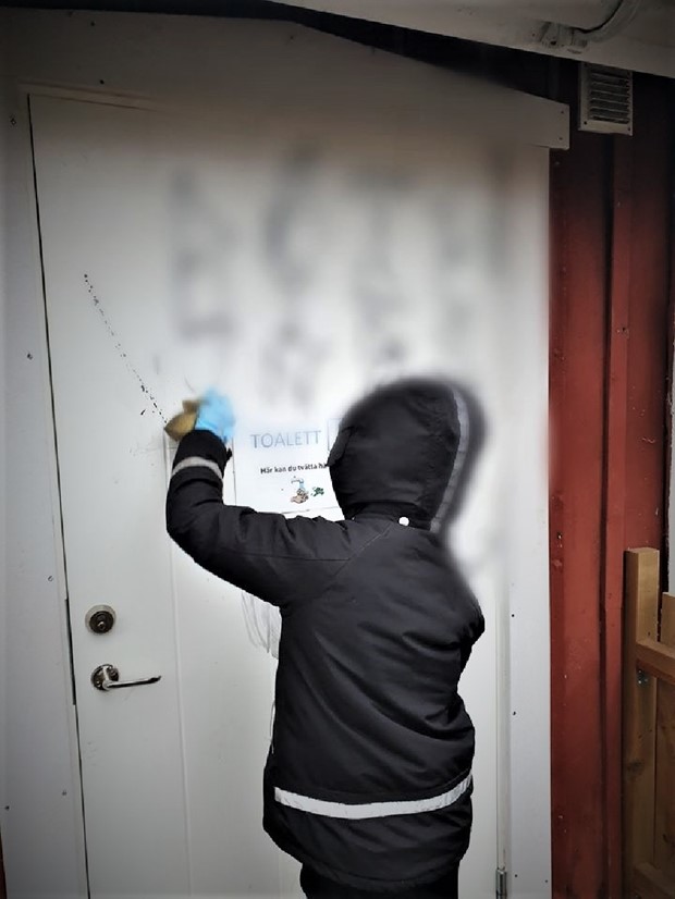 Stor skadegrelse p 4 H-grden p Hovshaga