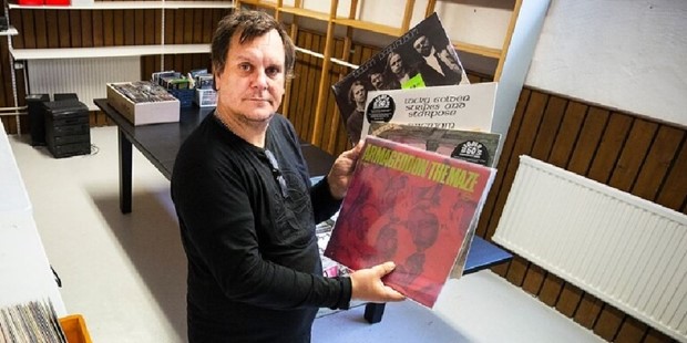 Skivm�ssan p� Royal Corner inst�lld