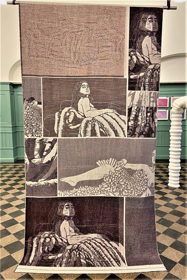 Tv mnader utan beskare p Utstllningshallen