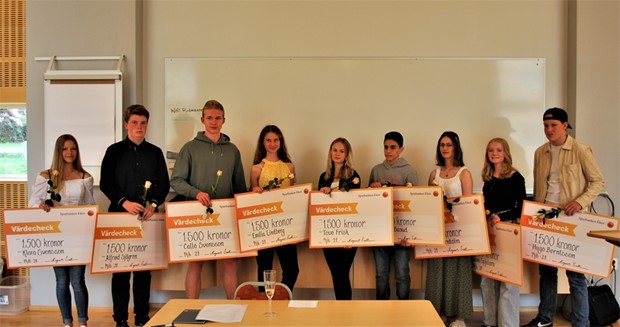 Rotary prisade de b�sta eleverna i nian