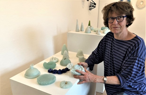 Glas och metall p� Galleri Sigma