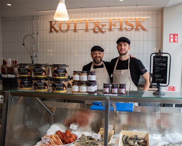 Saluhallen by Pete valde V�xj� framf�r Stockholm