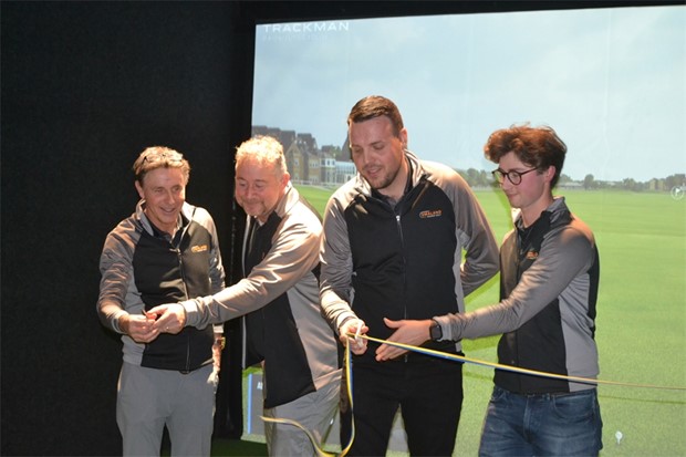 V�lbes�kt invigning av Sm�land Indoor Golf