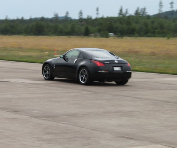 Synbesiktningen 2021: 1,4 miljoner bilf�rare upplever att de ser s�mre i m�rker � medf�r en �kad risk f�r olyckor i den h�rt belastade jultrafiken