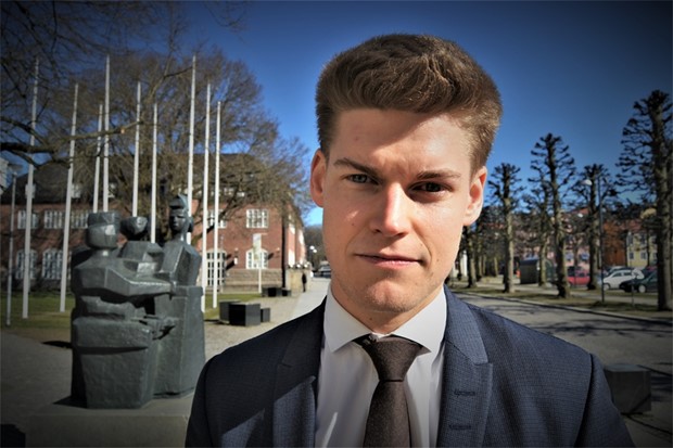Vi har haft fr stor invandring och integrationen har misslyckats 