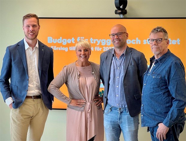 Alliansens budget vann i fullmktige - skattesnkningen rstades igenom