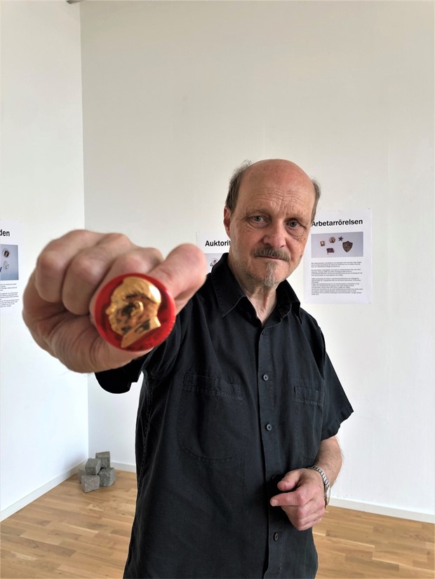 Frn hakkors till hashtags