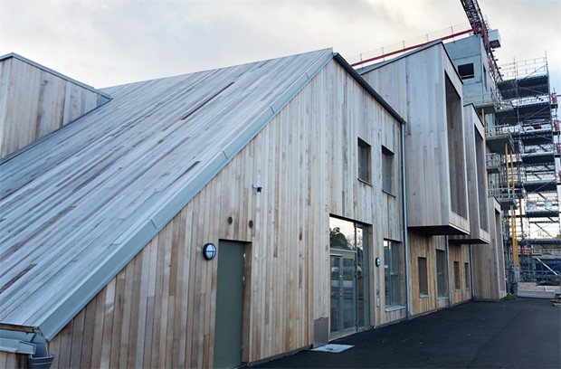 Hyr lokaler istllet fr att ga dem