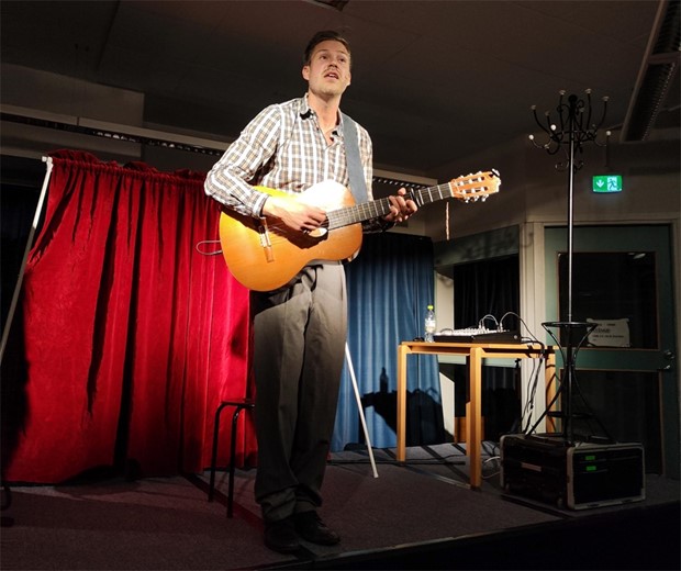 Henrik Murdock bjd p en humorshow