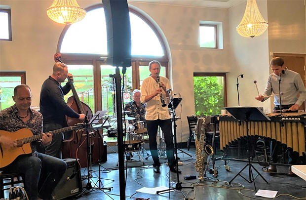 Melodisk swing p Kaf de luxe