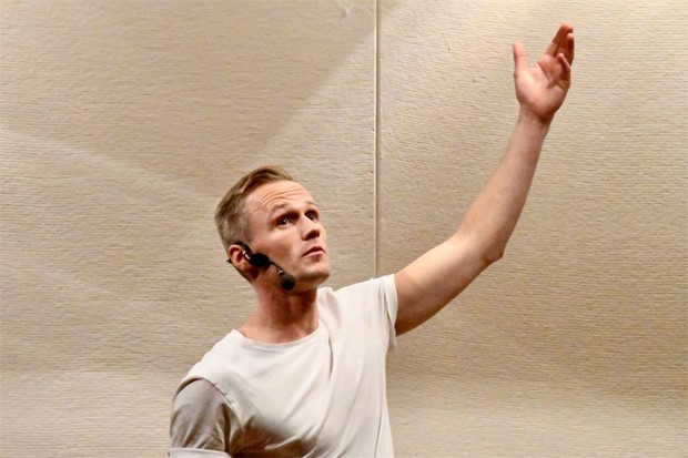 Tobias Carlsson bjd p en stark monolog