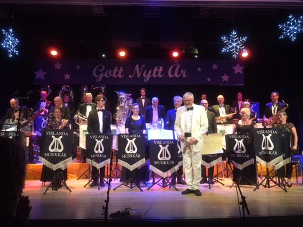 Nyrskonsert med Alvesta och Vislanda musikkrer