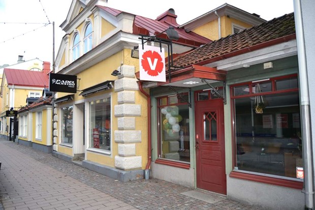 V�nsterpartiets nya partilokal invigdes p� kulturnatten