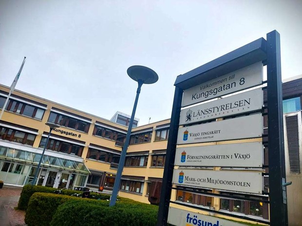 Man i V�xj� �talas f�r grovt vapenbrott och synnerligen grov narkotikasmuggling 