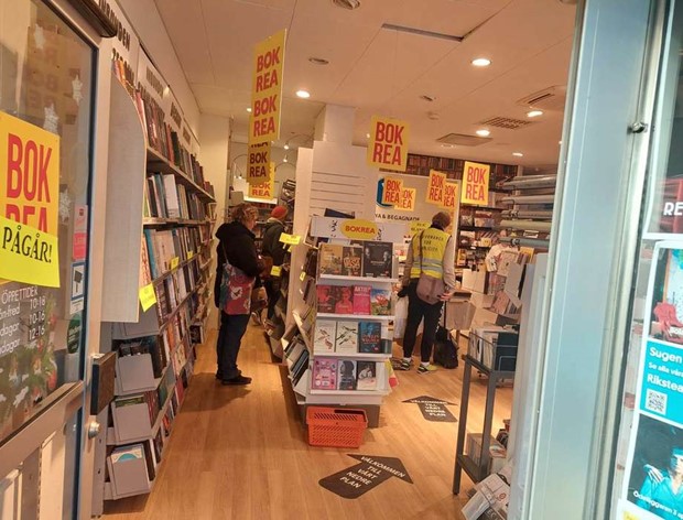 Bokrean rivstartade p� tisdagsmorgonen