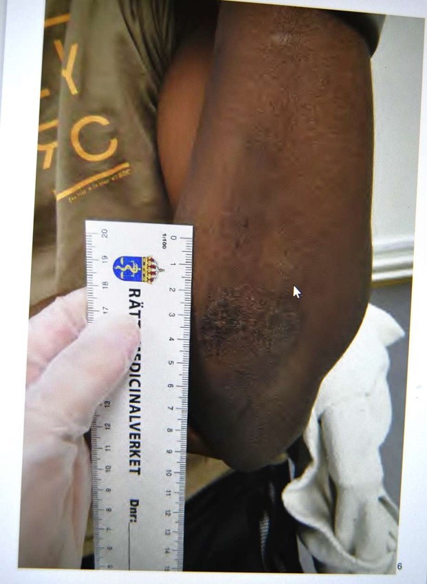 Tonrspojkar i kriminellt ntverk rnade och misshandlade man i lgenhet i Araby