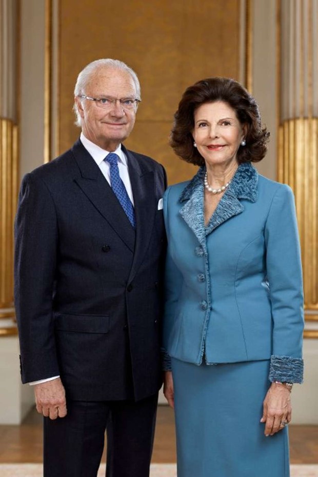 Kungens 50 r p tronen firas i Vxj   