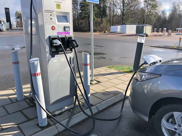 Laddinfrastrukturen m�ste bli b�ttre