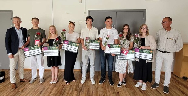 Elever i rskurs nio prisades