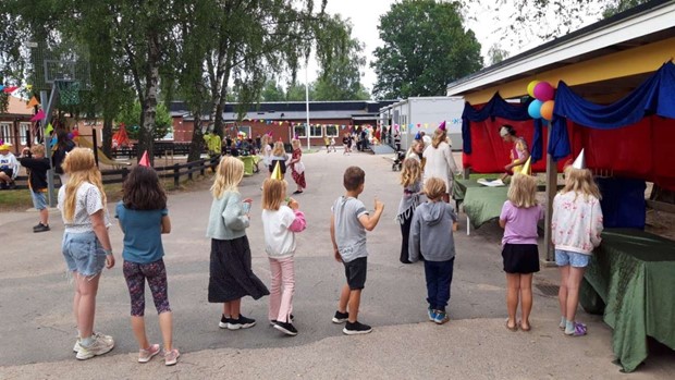 Cirkusdag p� Skatel�vsskolans fritids