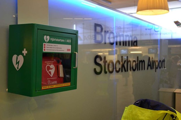 Fler hjrtstartare i landets kommunhus  men f tillgngliga dygnet runt 