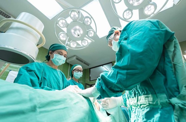 Tre läkare missade cancer