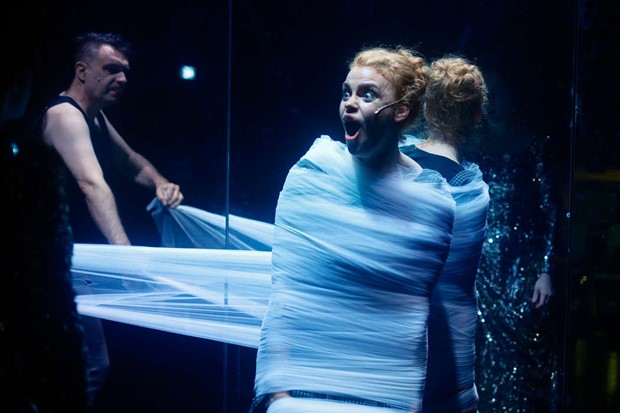 Klassikern Anna Karenina i ny tolkning p� V�xj� Teater