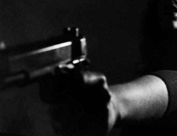 Hotade att skjuta rnoffer fr en mobiltelefon