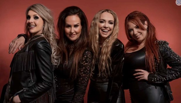 Fyra drottningar hyllar Queen