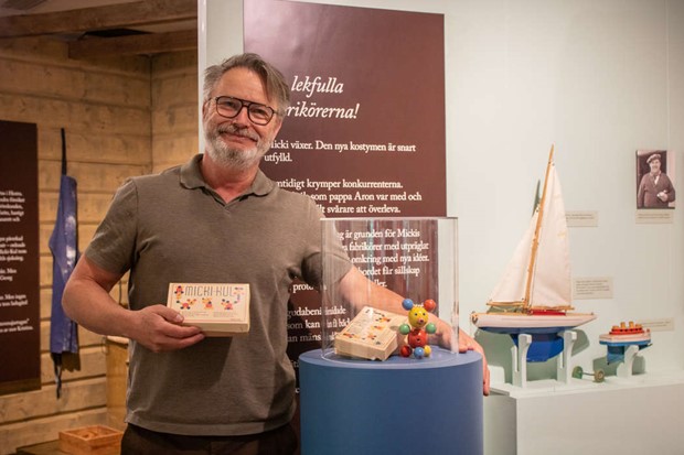 Micki har skapat leenden hos barn i 80 r