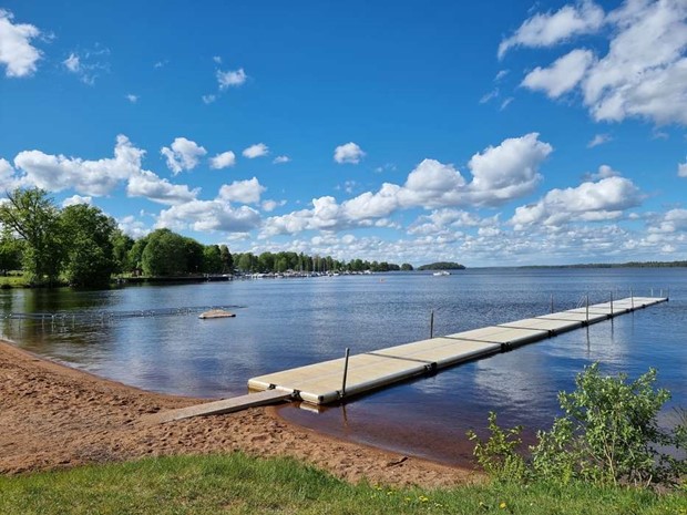 Bes�k n�gon av V�xj�s 47 badplatser