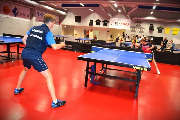 BTK Frej: Svrt f unga att brja spela pingis