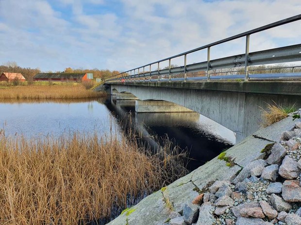 Underh�ll ska f�rl�nga livsl�ngden p� v�gbro p� v�g 23