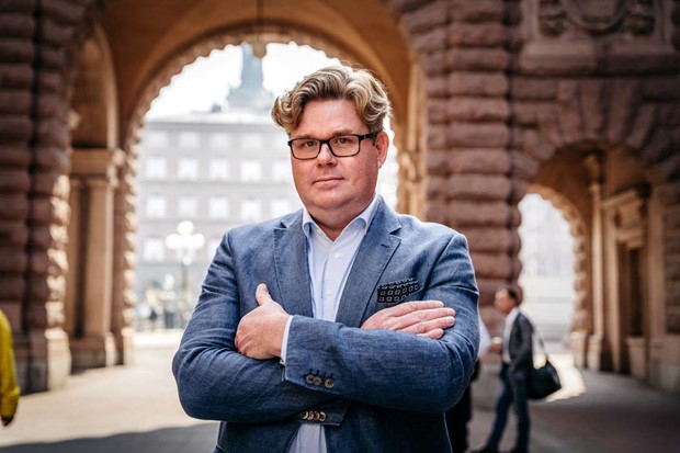 Vxj-advokat dmd fr mordbrand krver nd hos justitieministern