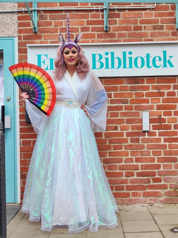 Bland Drakar och Dragqueens får stort pris Bland Drakar och Dragqueens får stort pris