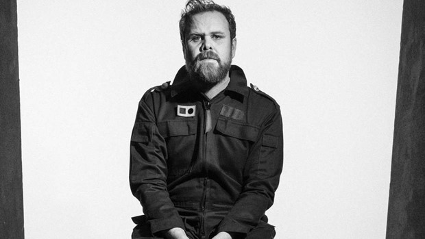 Loney Dear spelar på Växjö Teater Loney Dear spelar på Växjö Teater