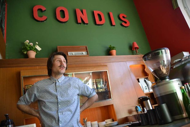 Andreas berättar om kaffet - från planta till kopp Andreas berättar om kaffet - från planta till kopp