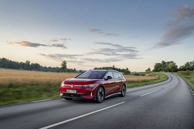 Volkswagen ID.7 Tourer utsedd till ”Årets elbil 2024” Volkswagen ID.7 Tourer utsedd till ”Årets elbil 2024”