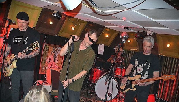 Kriminella Gitarrer visade att gammal är yngst på de luxe Kriminella Gitarrer visade att gammal är yngst på de luxe