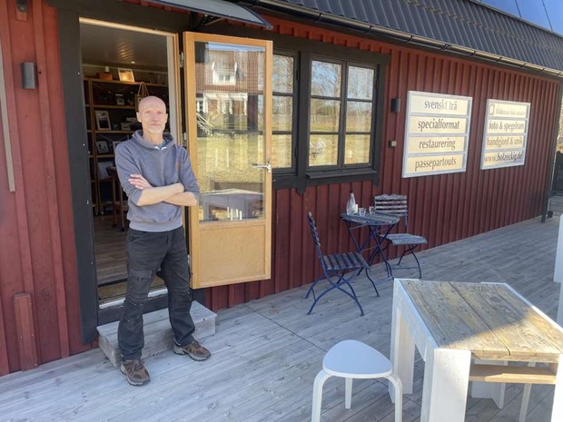 Han hittade lugnet i Rävemåla – och skapade sitt eget hantverk Han hittade lugnet i Rävemåla – och skapade sitt eget hantverk