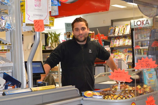 Ny �gare av Handlarn i Linneryd � han vill utveckla butiken med nya id�er