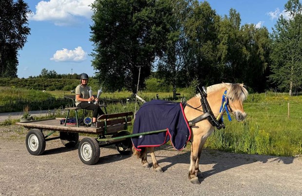 Caxe och Maria red hem två SM-guld på hemmaplan Caxe och Maria red hem två SM-guld på hemmaplan