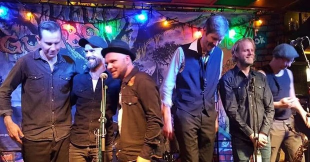 Gumbo bjuder p kryddstark karnevalsblues i Vxj