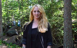 Han str mig och berr mig  drfr lser jag Ola Hansson