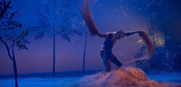 Cirkusduo från Senegal på Växjö teater Cirkusduo från Senegal på Växjö teater